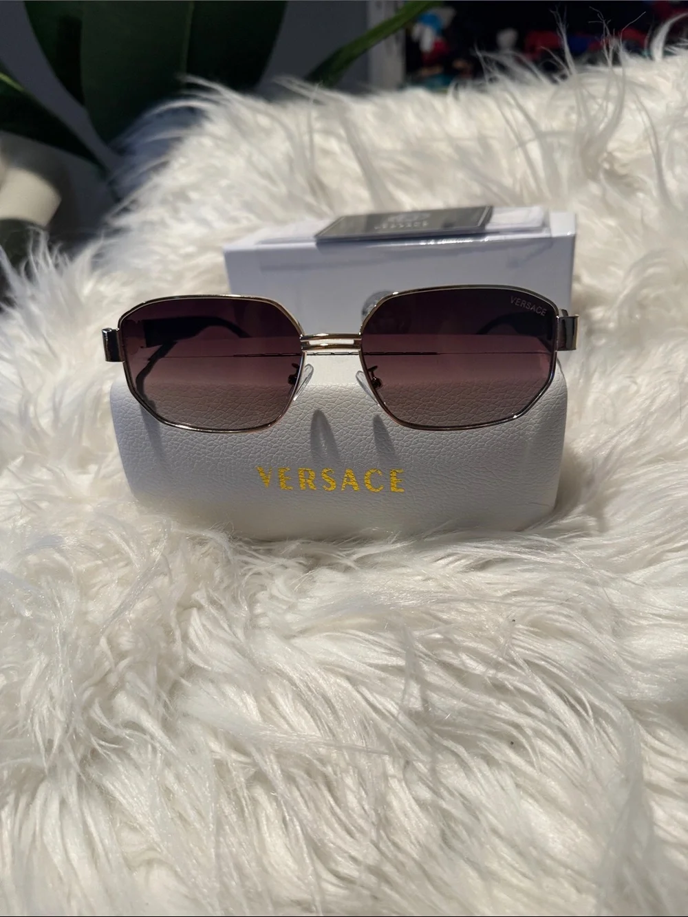 Versace Gold Frame Sunglasses with Dark purple lenses Versace VE1175B 1002 Sunglasses Gold Custom Solid Violet-40  main image 3